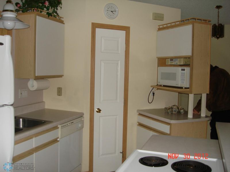 22704 Dunvilla Dr #12, Pelican Rapids, MN 56572
