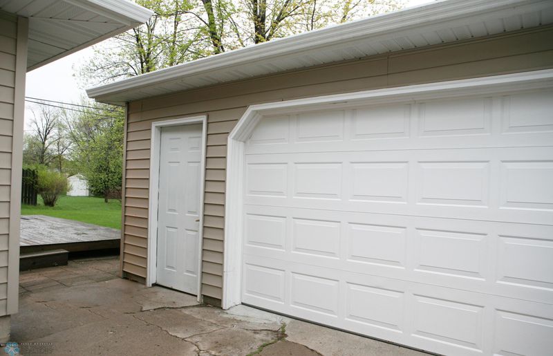 1510 18th St S, Moorhead, MN 56560