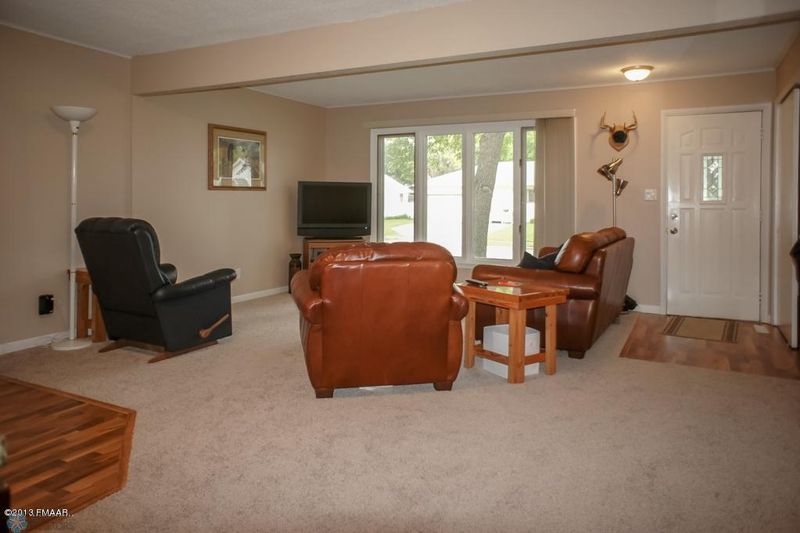 207 1st Ave SW, Dilworth, MN 56529