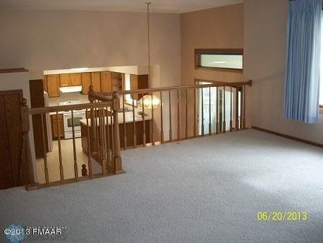 2910 30th St S, Moorhead, MN 56560