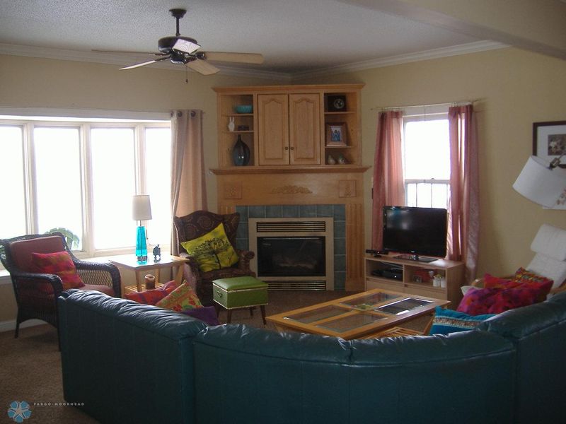 2119 Ridgeview Cir, Hawley, MN 56549