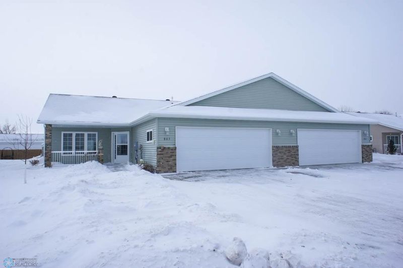 803 3rd Ave NE, Dilworth, MN 56529