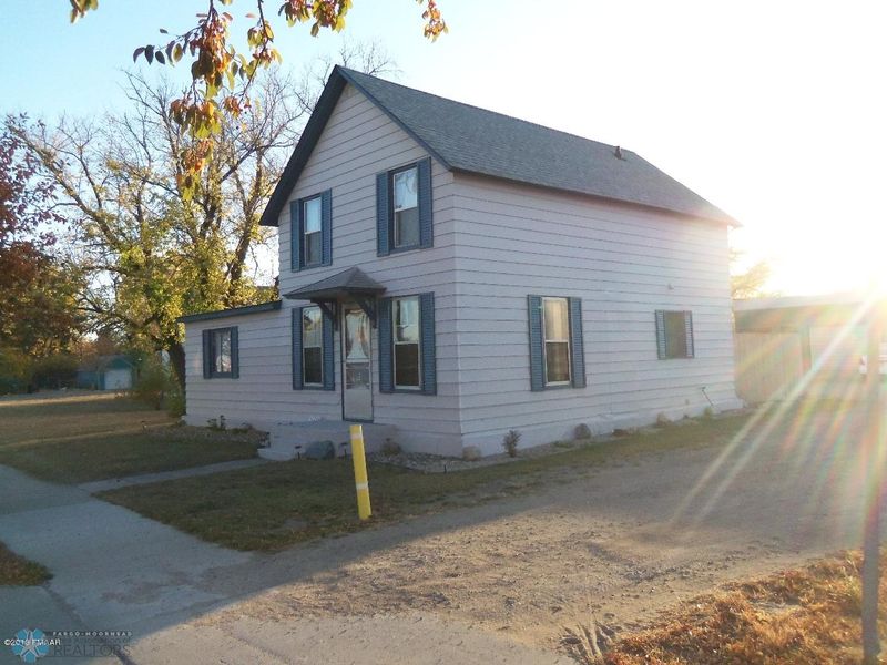 204 1st St SW, Twin Valley, MN 56584