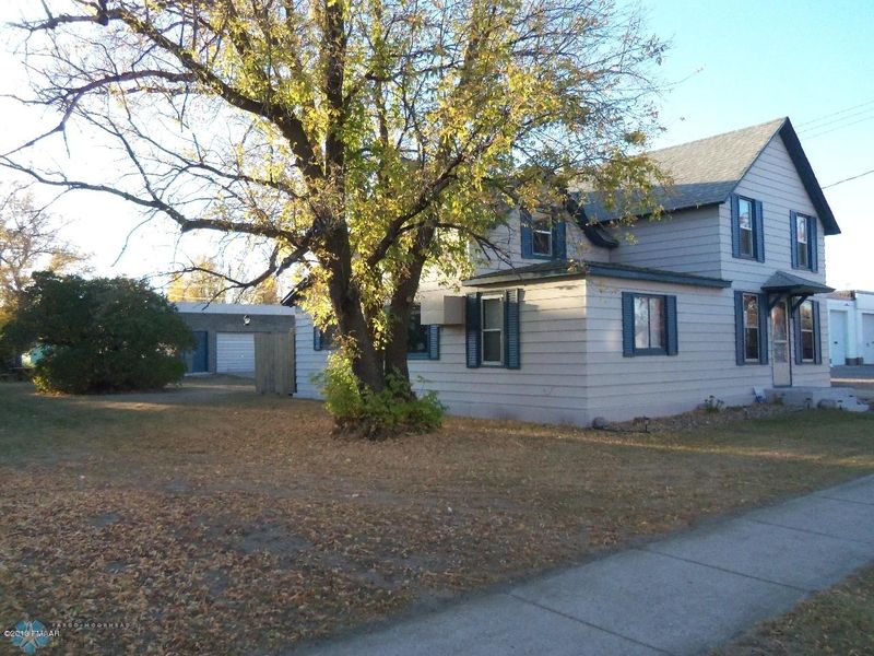 204 1st St SW, Twin Valley, MN 56584