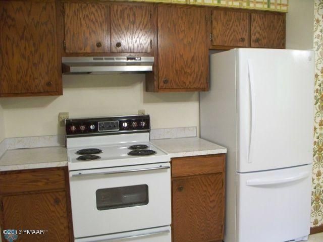 307 10 St SE, Barnesville, MN 56514