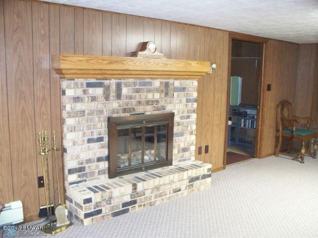 307 10 St SE, Barnesville, MN 56514