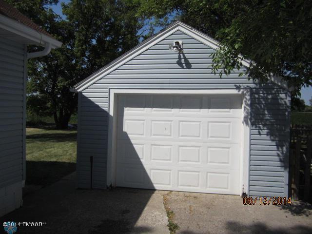 109 2nd St, Wolverton, MN 56594