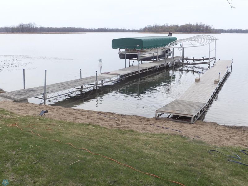 36913 Krueger Loop, Dent, MN 56528