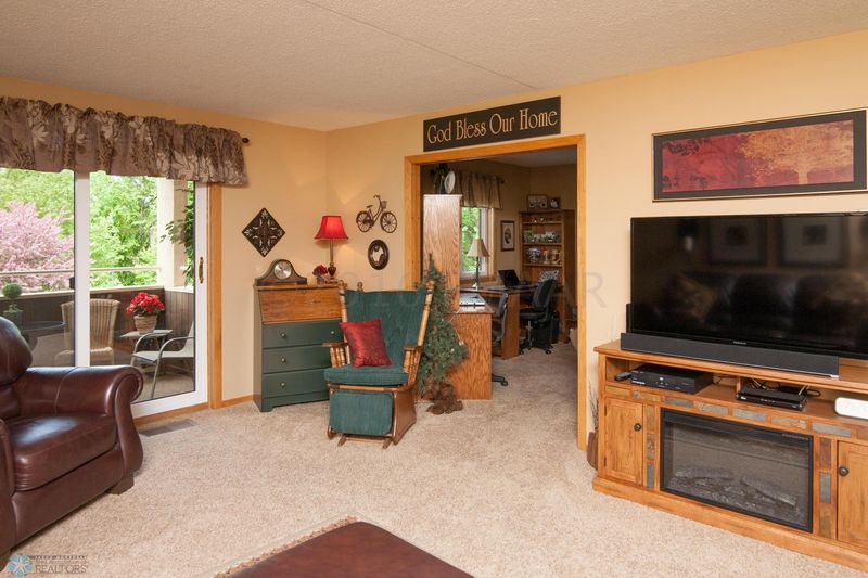 105 3rd St N #204, Moorhead, MN 56560