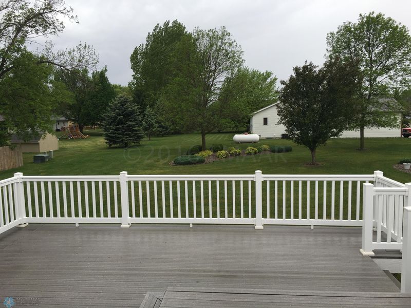 813 Westgate Dr, Hawley, MN 56549
