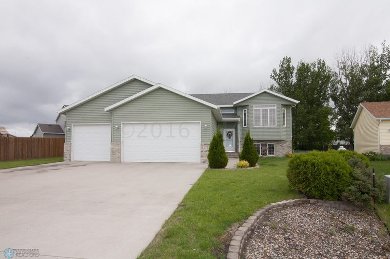 229 5th Ave W, Sabin, MN 56580