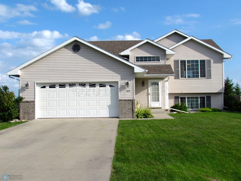 109 14 St SW, Glyndon, MN 56547