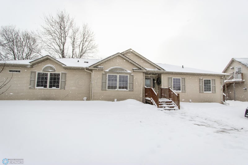 14527 230th St N, Ulen, MN 56585