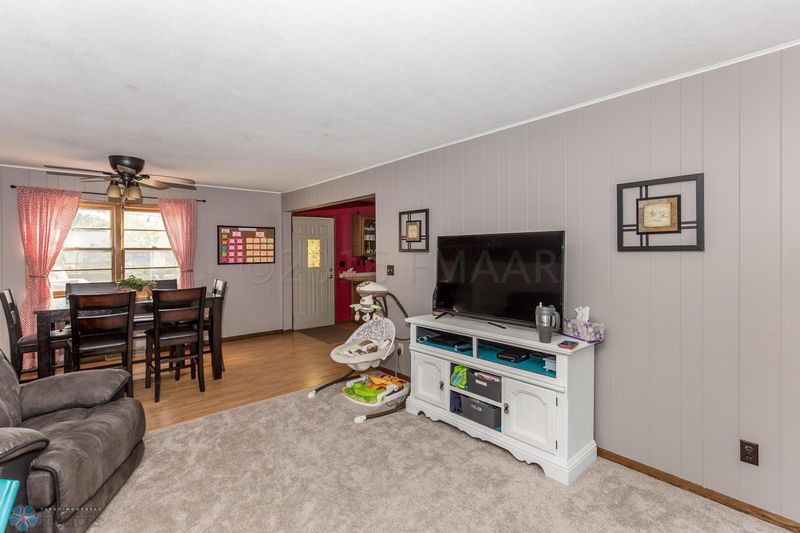506 Cedar Ln, Moorhead, MN 56560