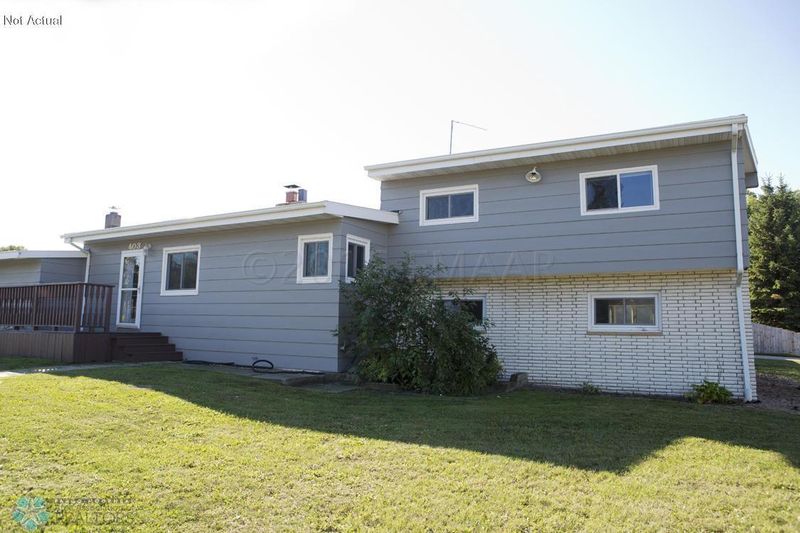 403 3 Ave NW, Dilworth, MN 56529