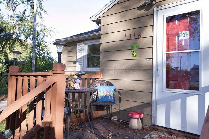 1316 11th Ave N, Moorhead, MN 56560