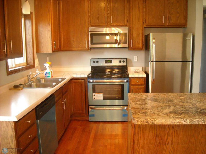 2807 26th Cir S, Moorhead, MN 56560