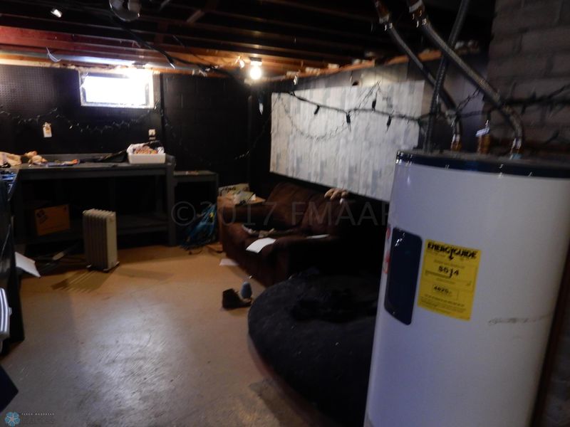 1501 13th St S, Moorhead, MN 56560
