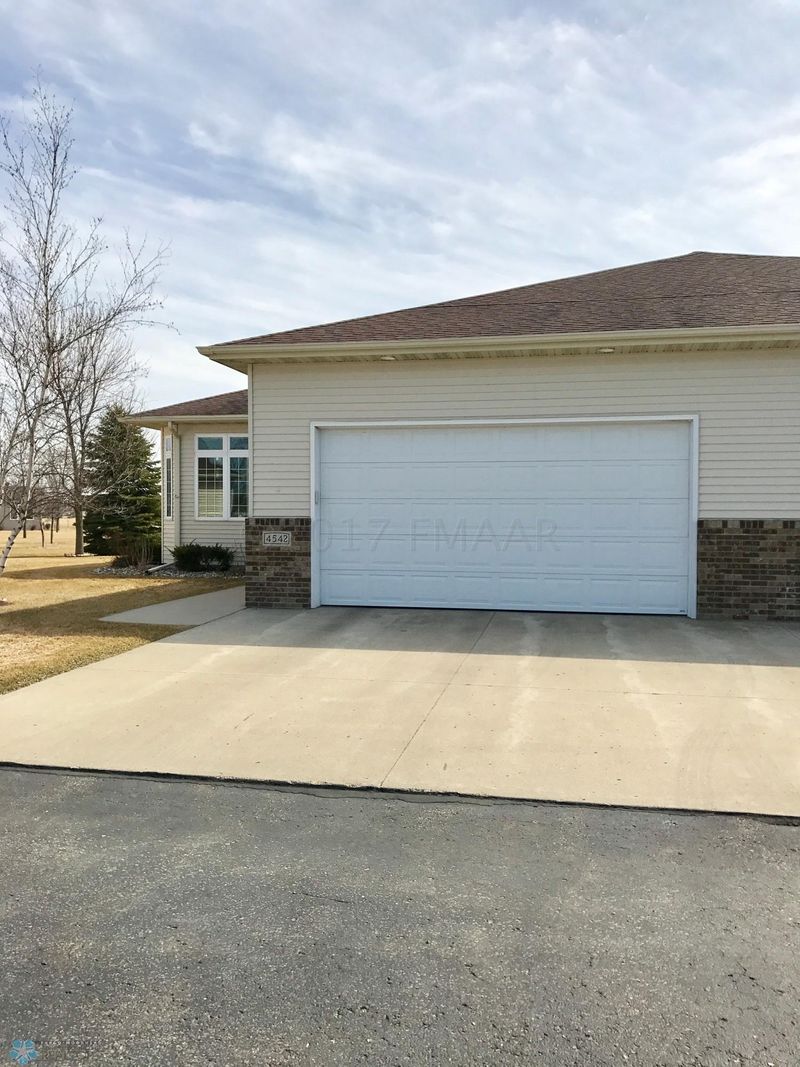 4542 3rd St S, Moorhead, MN 56560