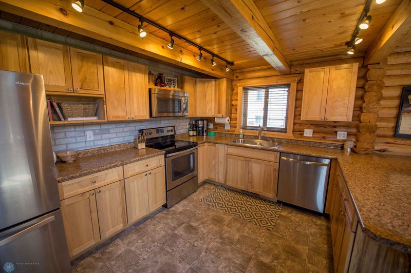 201 5 Ave W, Sabin, MN 56580