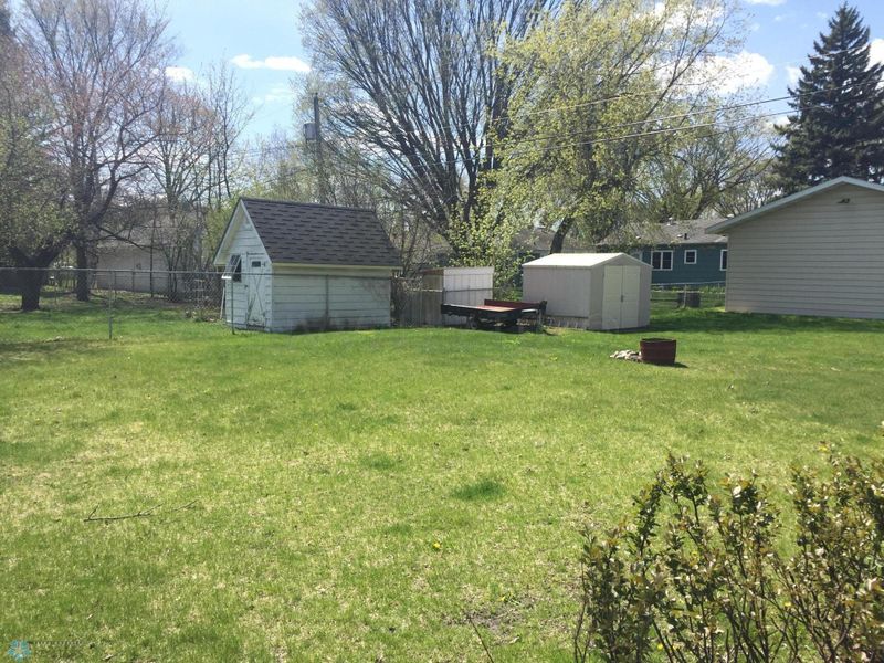 1401 6th St S, Moorhead, MN 56560