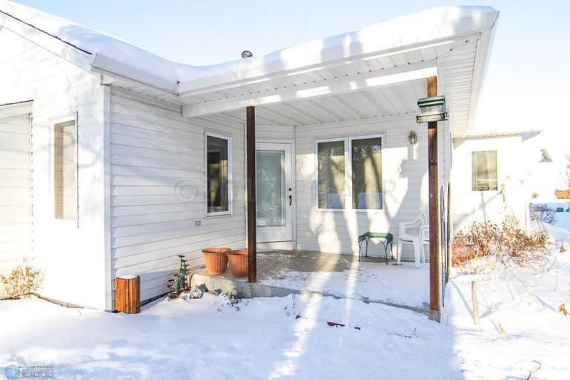 4119 Rivershore Dr S, Moorhead, MN 56560