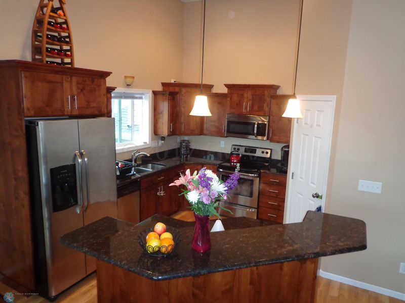 4253 19th St S, Moorhead, MN 56560