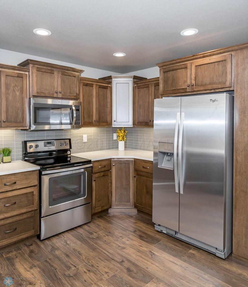 1711 42 St S, Moorhead, MN 56560