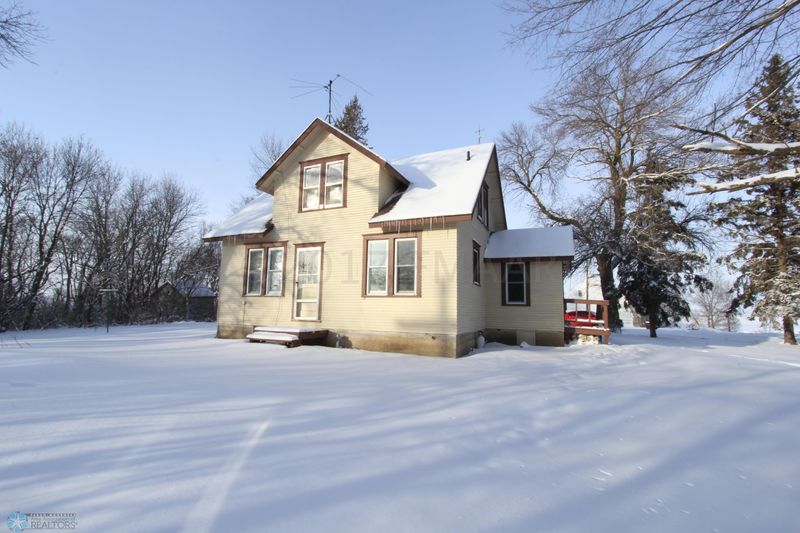16656 230th St, Lake Park, MN 56554
