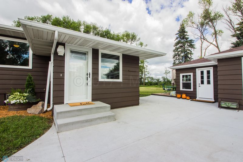7298 Hwy 10, Dilworth, MN 56529
