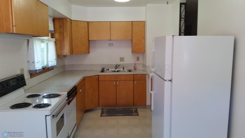 1116 15th St N, Moorhead, MN 56560
