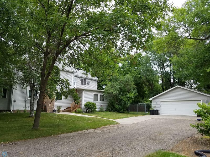 210 Eglon Ave, Glyndon, MN 56547