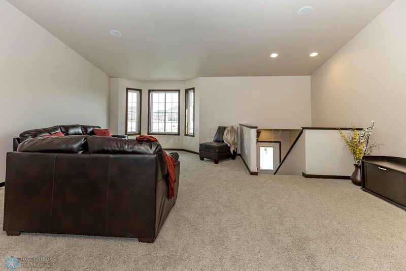 3557 17th St S, Moorhead, MN 56560