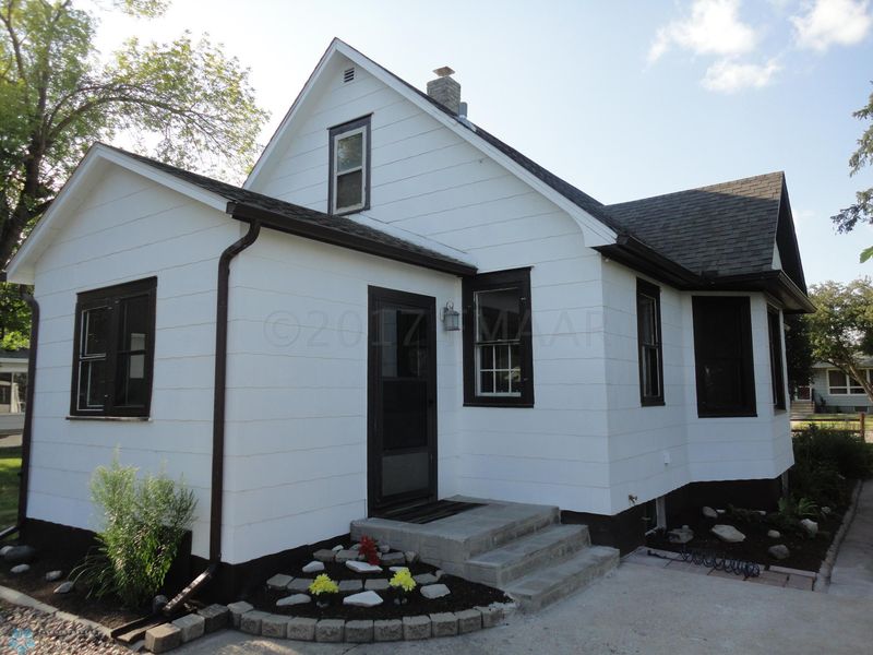 505 1 Ave SE, Dilworth, MN 56529