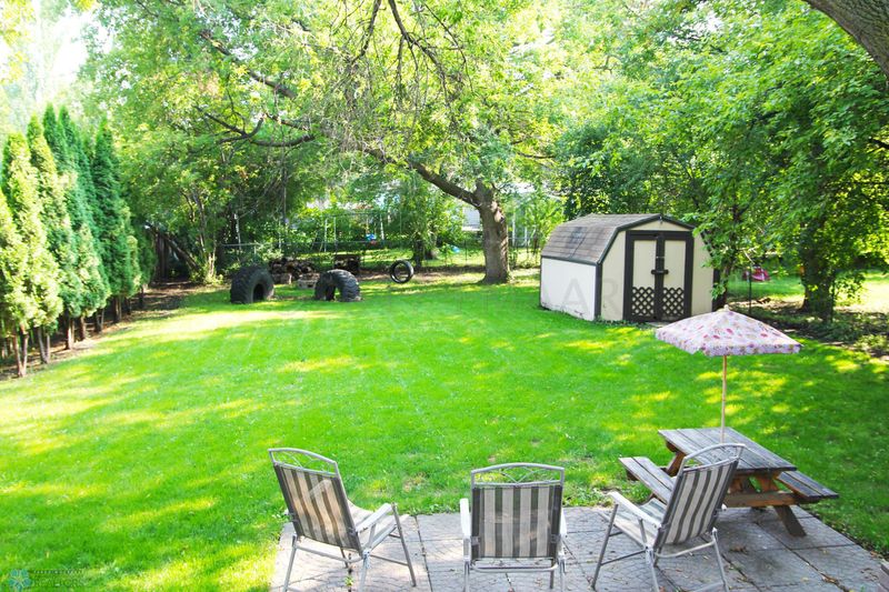 1811 4th Ave S, Moorhead, MN 56560