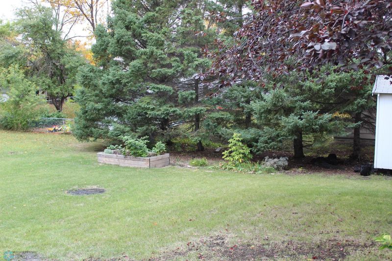 2932 17th Ave S, Moorhead, MN 56560