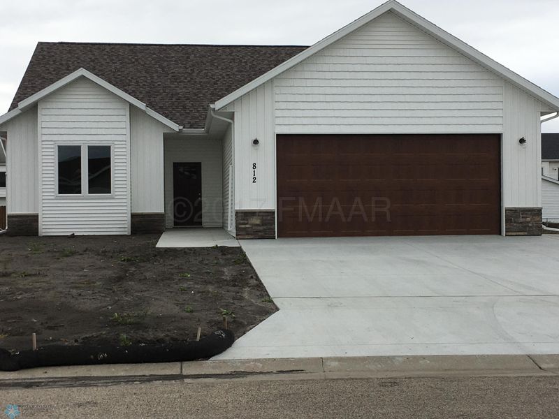 812 3 Ave NE, Dilworth, MN 56529
