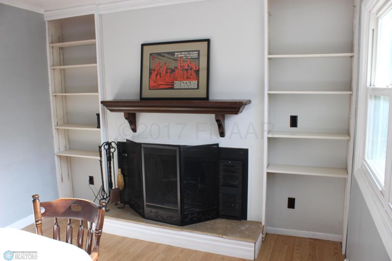 1304 17th St S, Moorhead, MN 56560