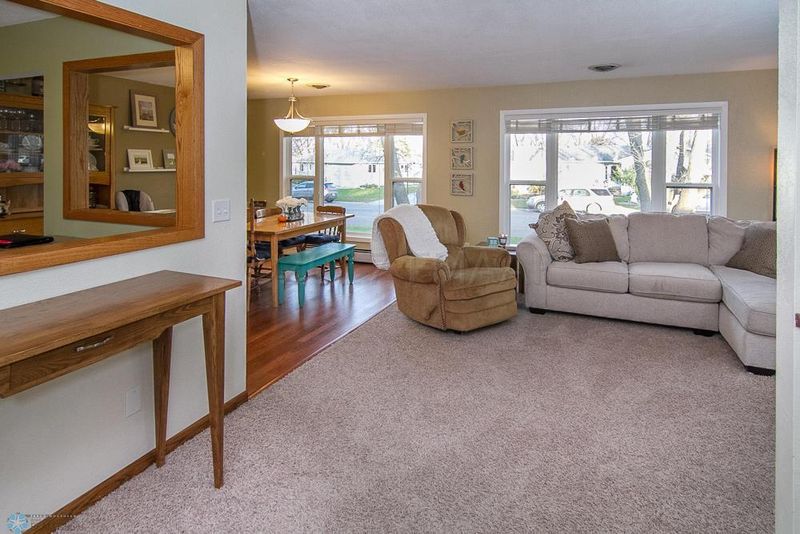 407 7 St NE, Barnesville, MN 56514
