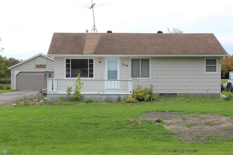208 Mckinley Ave W, Shelly, MN 56581
