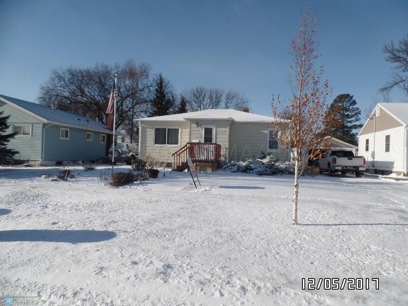 1209 13th St N, Moorhead, MN 56560