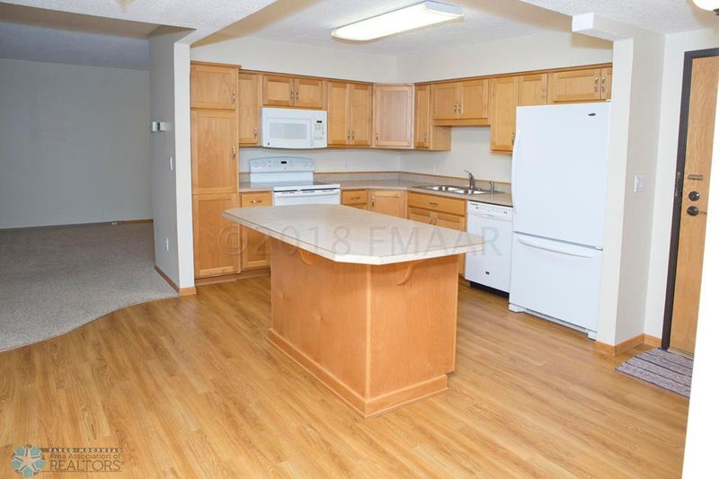 105 3rd St N #206, Moorhead, MN 56560