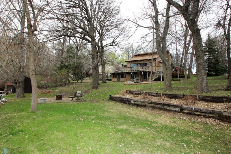 15782 Blackhawk Rd, Lake Park, MN 56554