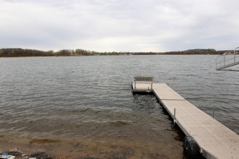 15782 Blackhawk Rd, Lake Park, MN 56554