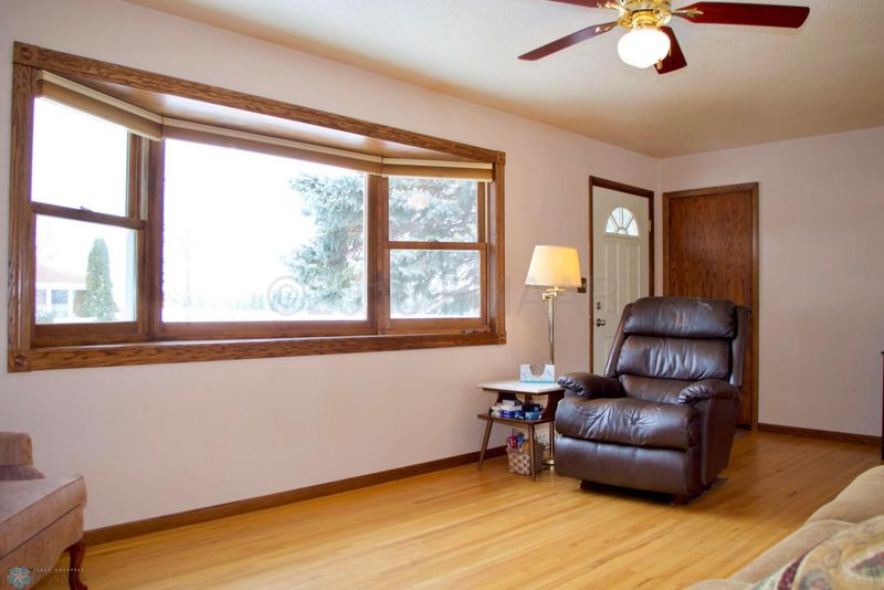 1412 16th St N, Moorhead, MN 56560