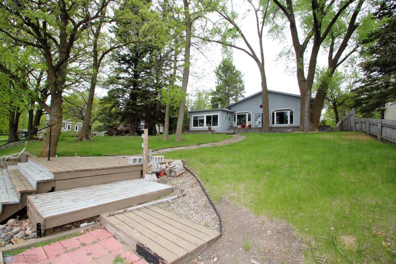 15015 Dahlgren Beach Rd, Lake Park, MN 56554