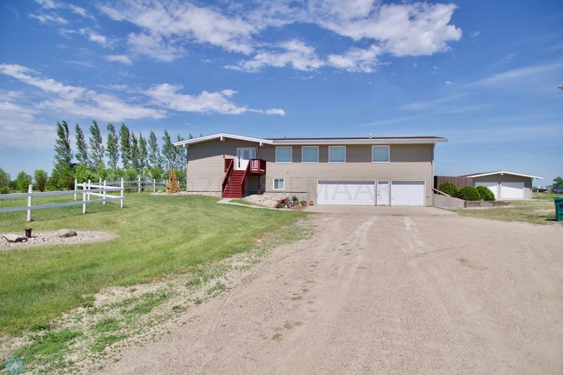 7634 Hwy 75 S, Moorhead, MN 56560
