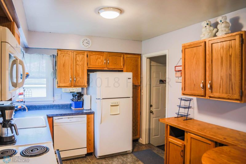 1 61st Ave NW, Moorhead, MN 56560