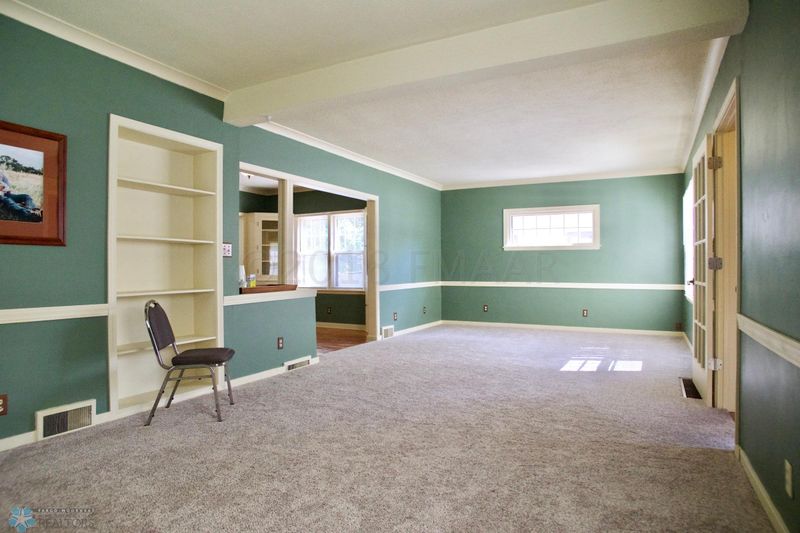 316 11th St S, Moorhead, MN 56560