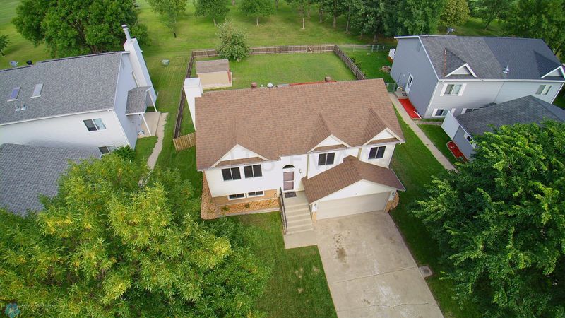 2824 26th St Cir S, Moorhead, MN 56560